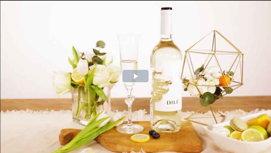 手莫斯卡泡酒产品展示视频