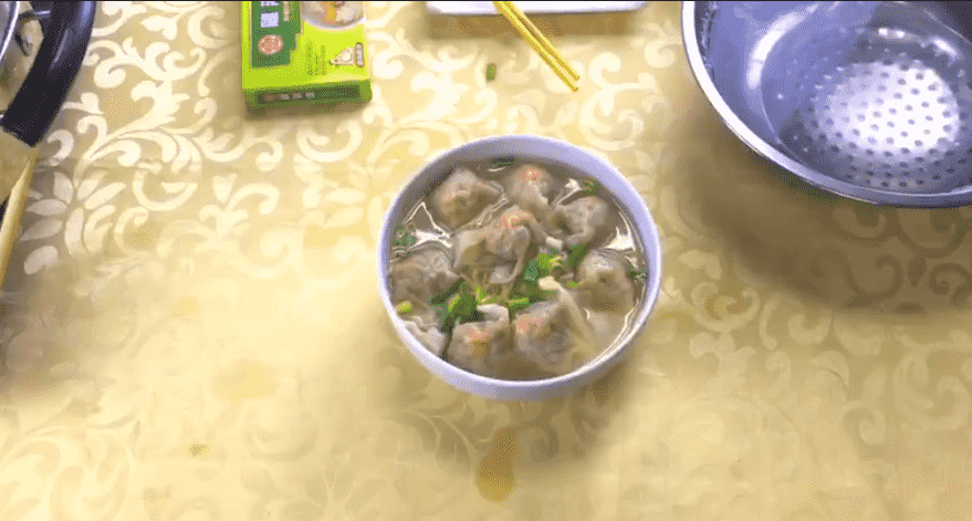 鲜虾干贝馄饨面产品展示视频